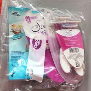 Bundle of Women's razors